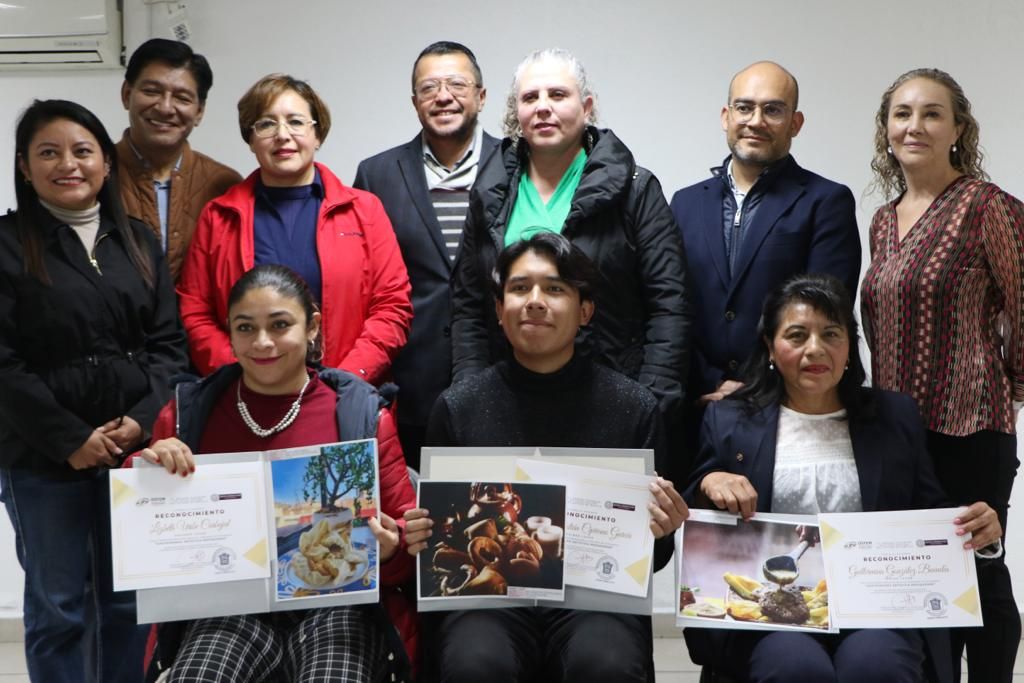 Triunfa Profesora Chimalhuacán en  Concurso de Fotografía Gastronómica con Imagen de Ahuautle 
