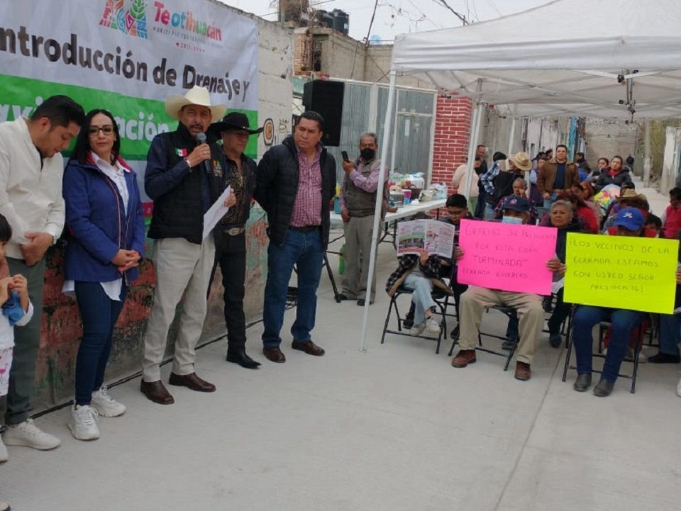 Ayuntamiento entrega obras de infraestructura en poblaciones de Teotihuacán