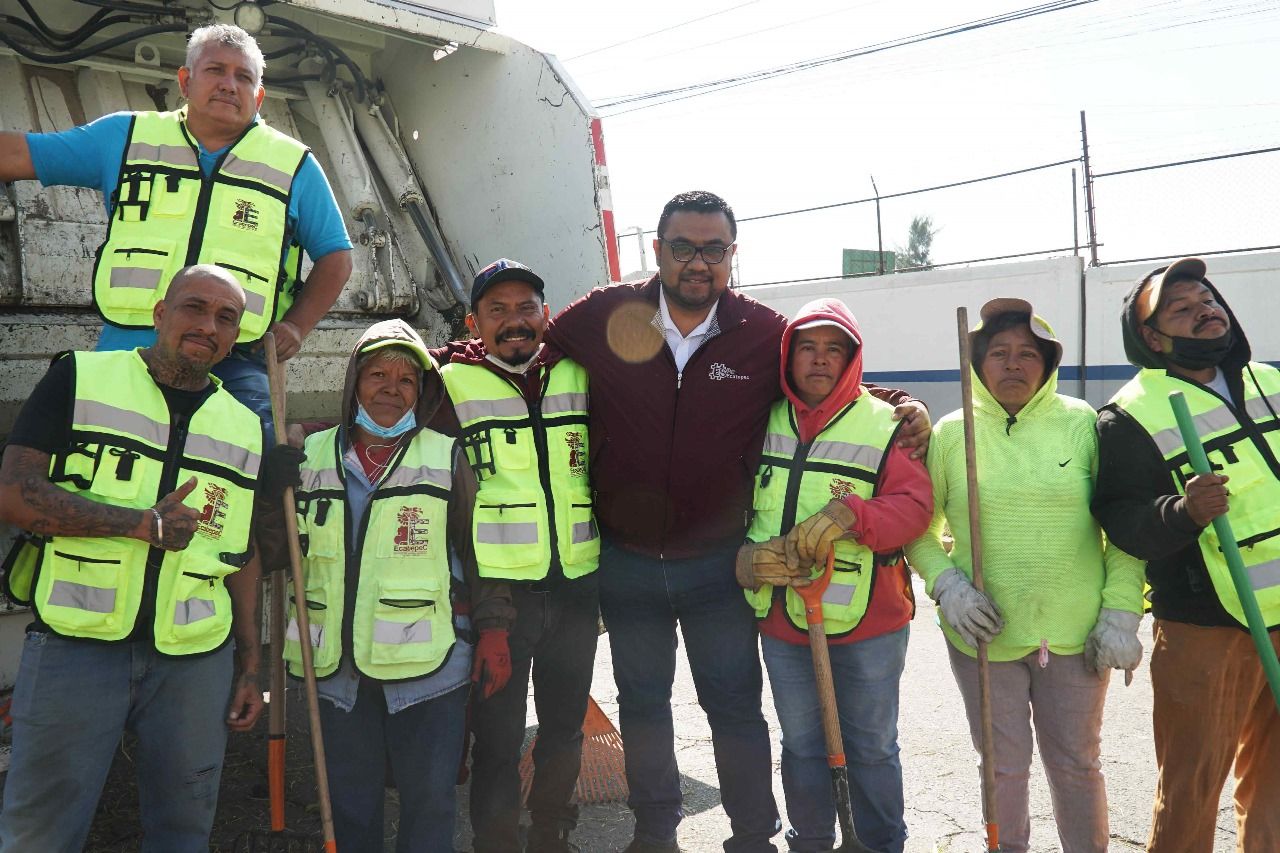 El primer regidor Ernesto Santillán pone en marcha programa de limpieza en 144 vialidades de Ecatepec