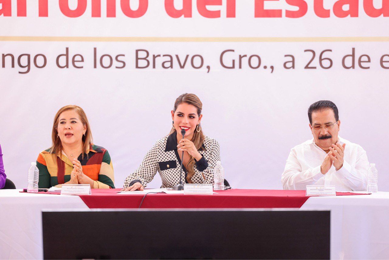 Gobierno de Guerrero aplicará una inversión de 4 mil 219 millones de pesos en la reconstrucción de las zonas afectadas por Otis: Evelyn Salgado 