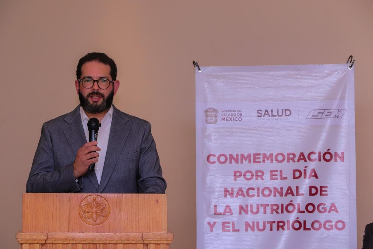 Reconoce ISEM a Nutrióloga si y Nutriólogos por Ofrecer un Servicio Para 
Prevenir Enfermedades y Mejorar la Calidad de Vida de las y los Mexiquenses
