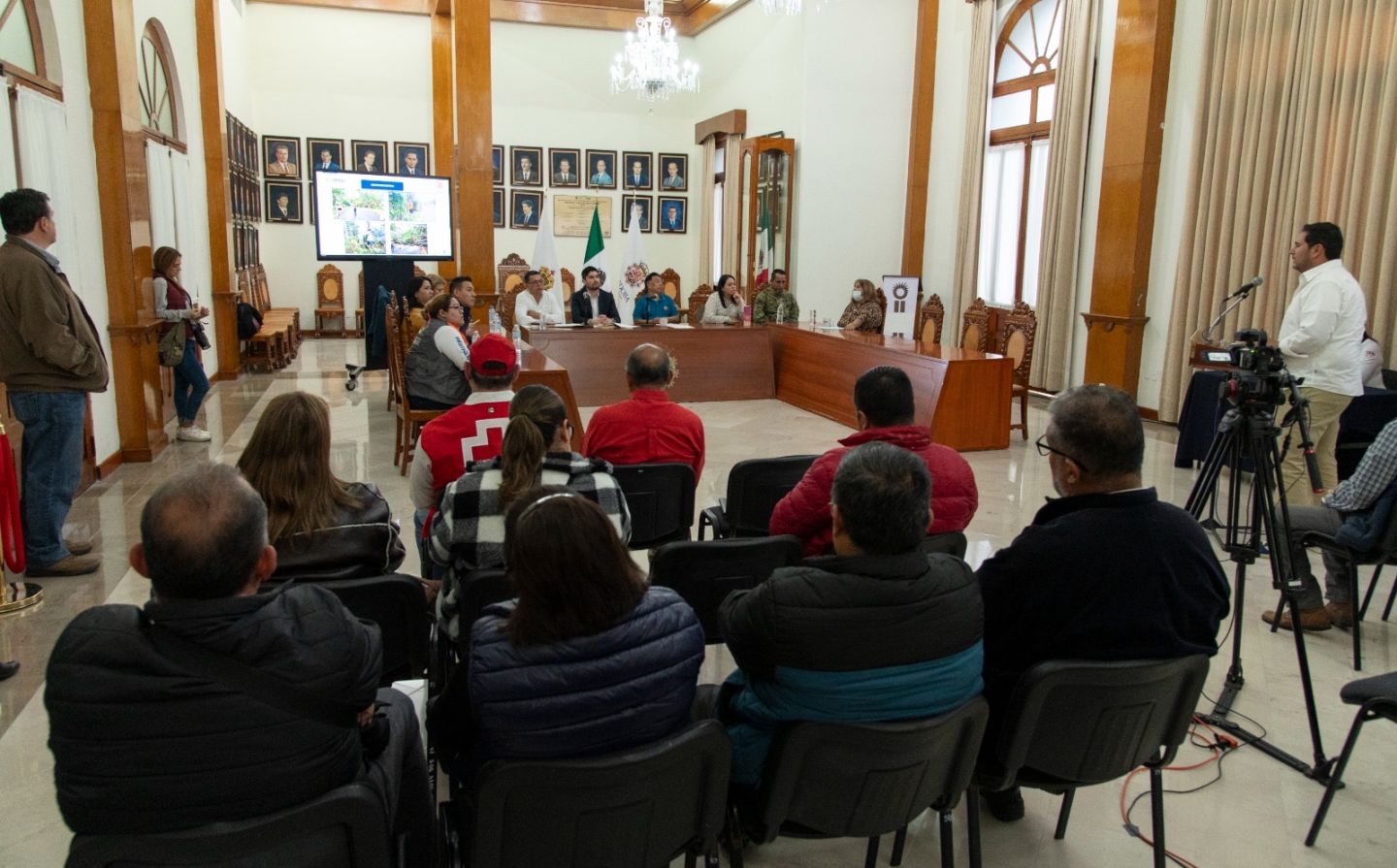 Recibe alcalde Juan Martínez informe de actividades de Protección Civil Municipal
