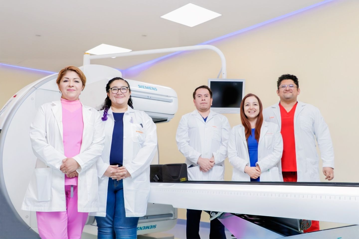 Cuenta ISSEMYM con equipo multidisciplinario para atender a pacientes con cáncer