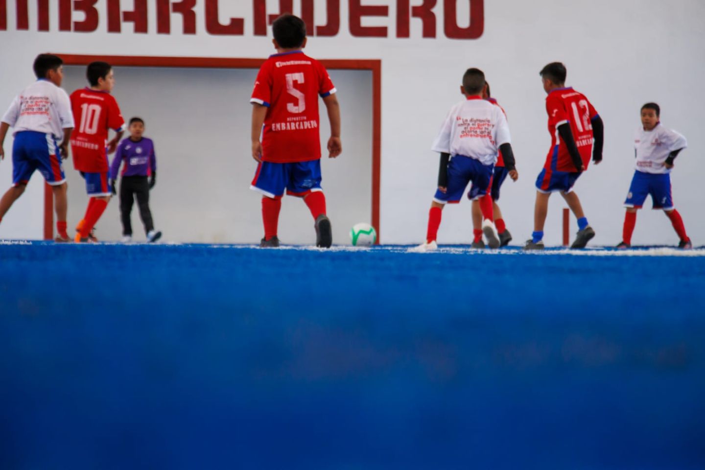 GOBIERNO DE CHIMALHUACÁN ENTREGA REHABILITACIÓN DE CANCHAS DEPORTIVAS DE FUTBOL EN BARRIO VIDRIEROS