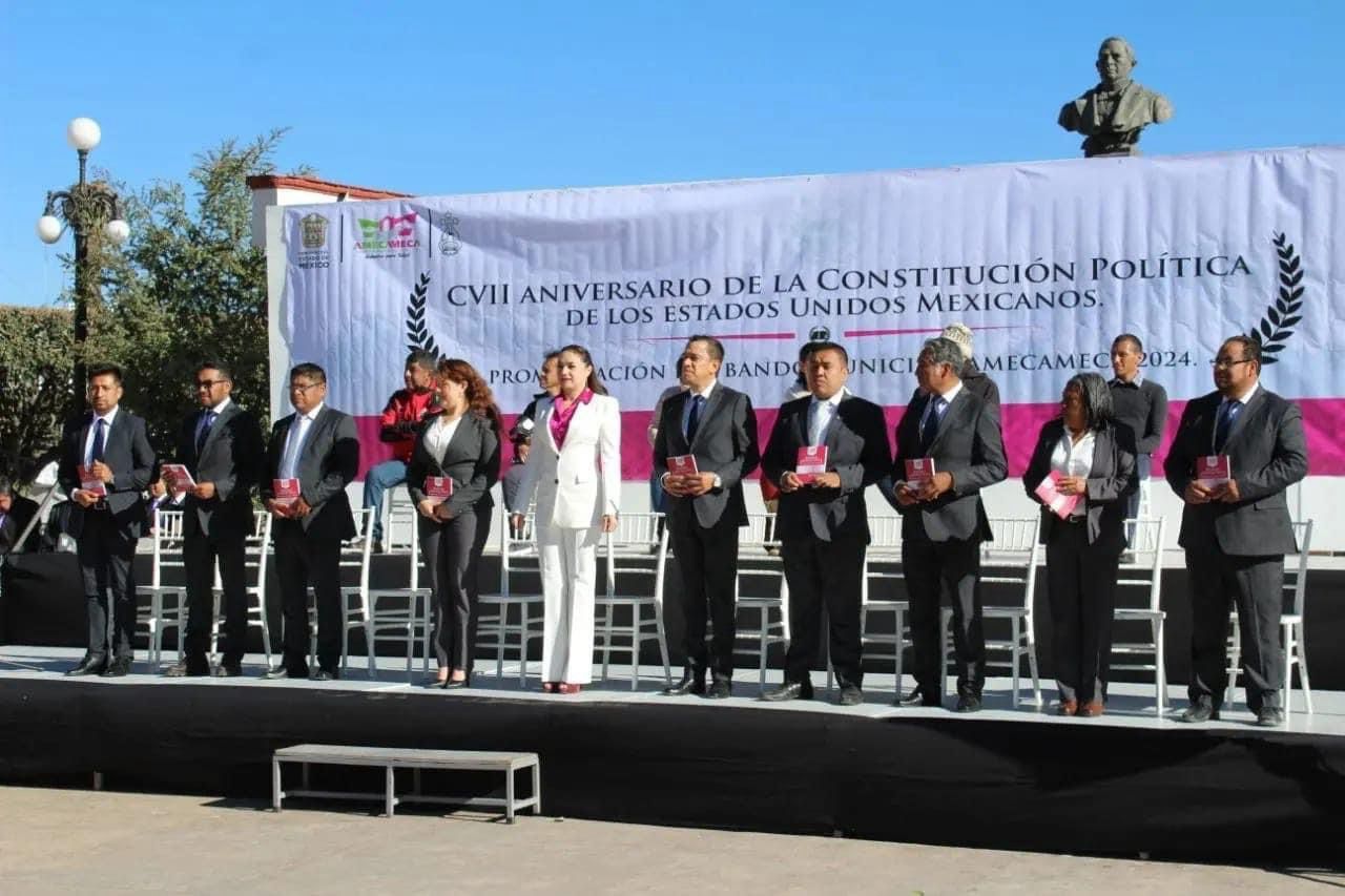 Presenta Alcaldesa Dra Ivette Topete García, Bando Municipal y Buen Gobierno 2024 en Amecameca 
