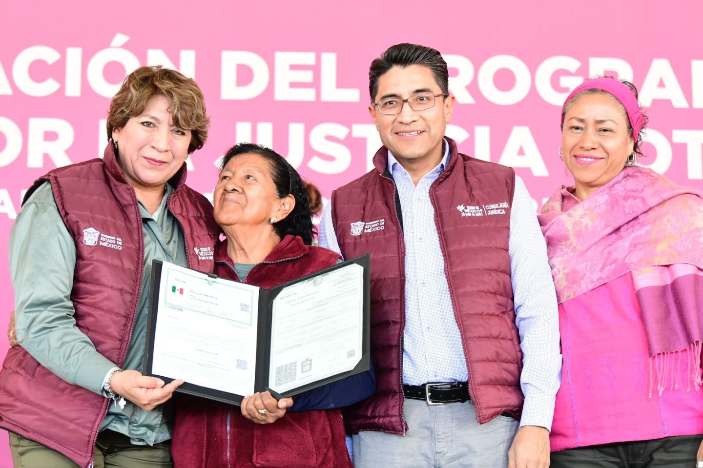 Inaugura gobernadora caravanas por la justicia cotidiana en Texcaltitlán 
