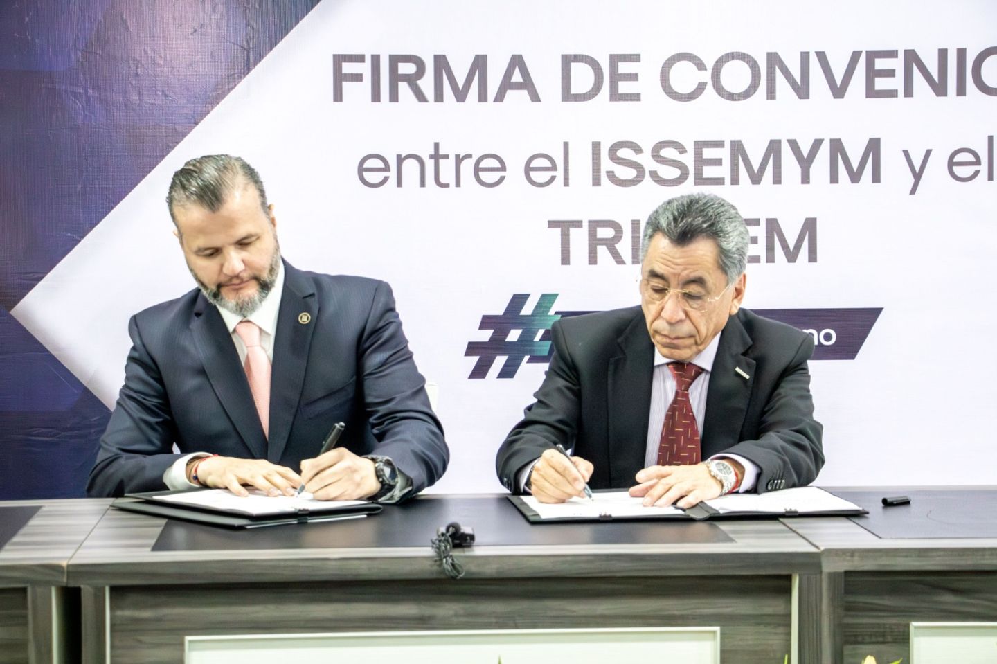 El ISSEMYM y el TRIJAEM firman convenio de colaboración para coadyuvar a la impartición de justicia administrativa