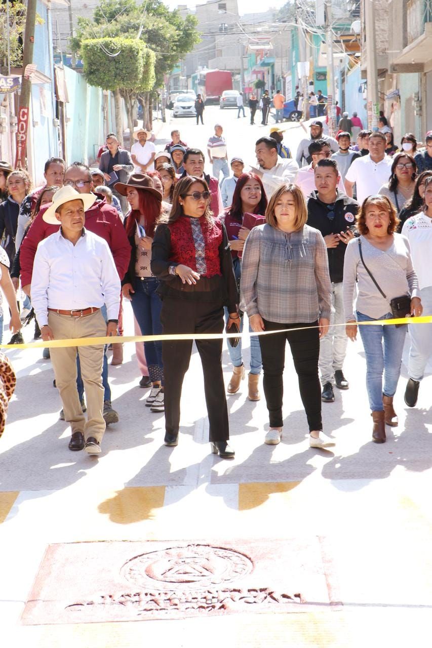 Acuerdan Presidenta y Habitantes de Chimalhuacán Mayor Colaboración para Concretar más Obras Públicas, Como la de Calle La Palma