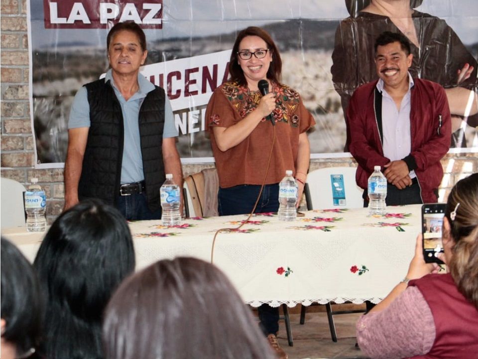 Vecinos de Ecatepec piden que nunca más haya un gobierno de puertas cerradas