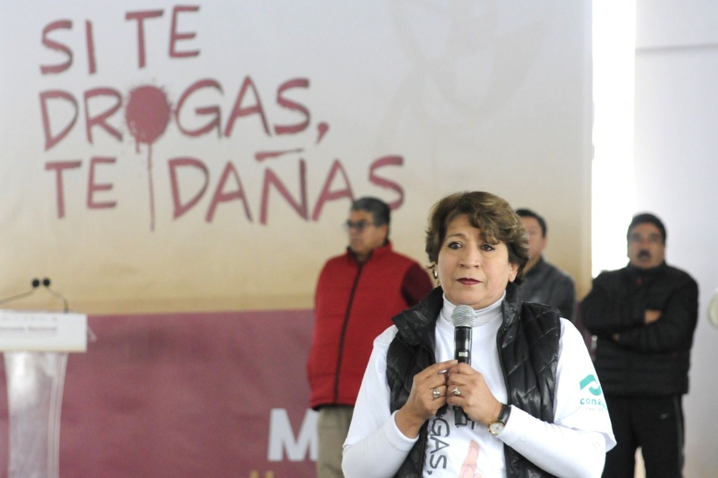 La Gobernadora Delfina Gómez hace un llamado a las autoridades, comunidad escolar y familia para abrazar la lucha contra las adicciones
