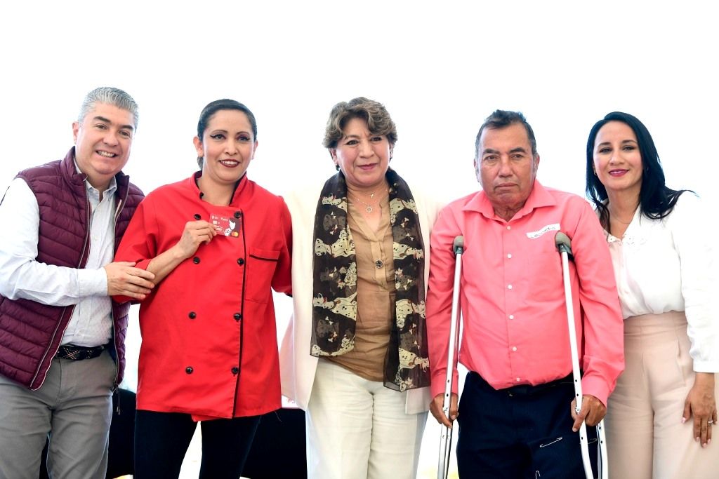 Delfina Gómez entrega programas de Bienestar para municipios del sur del Edoméx, a mujeres y personas con discapacidad