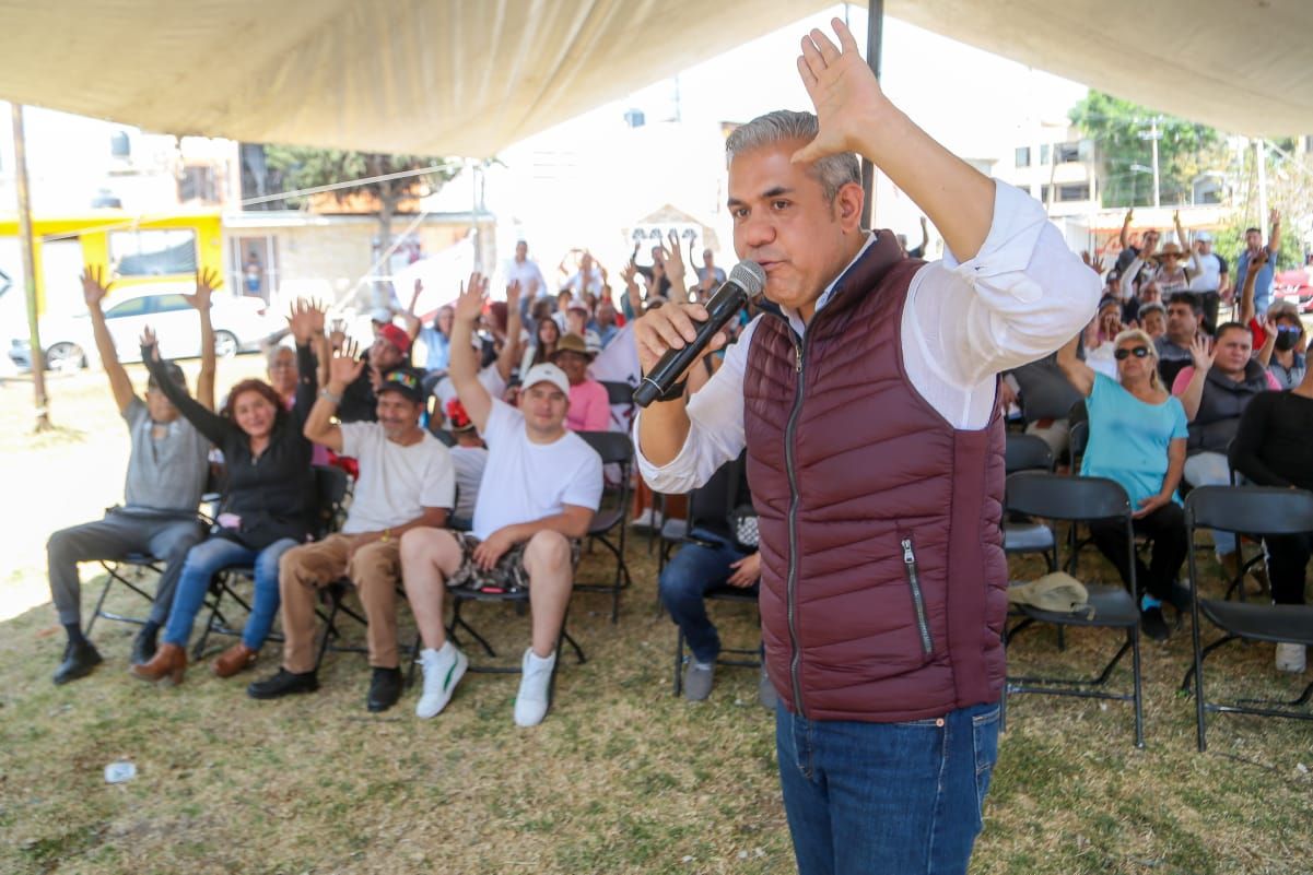 El candidato a diputado federal Fernando Vilchis Contreras; inicia campaña con recorridos a ras de piso en el municipio de Ecatepec
