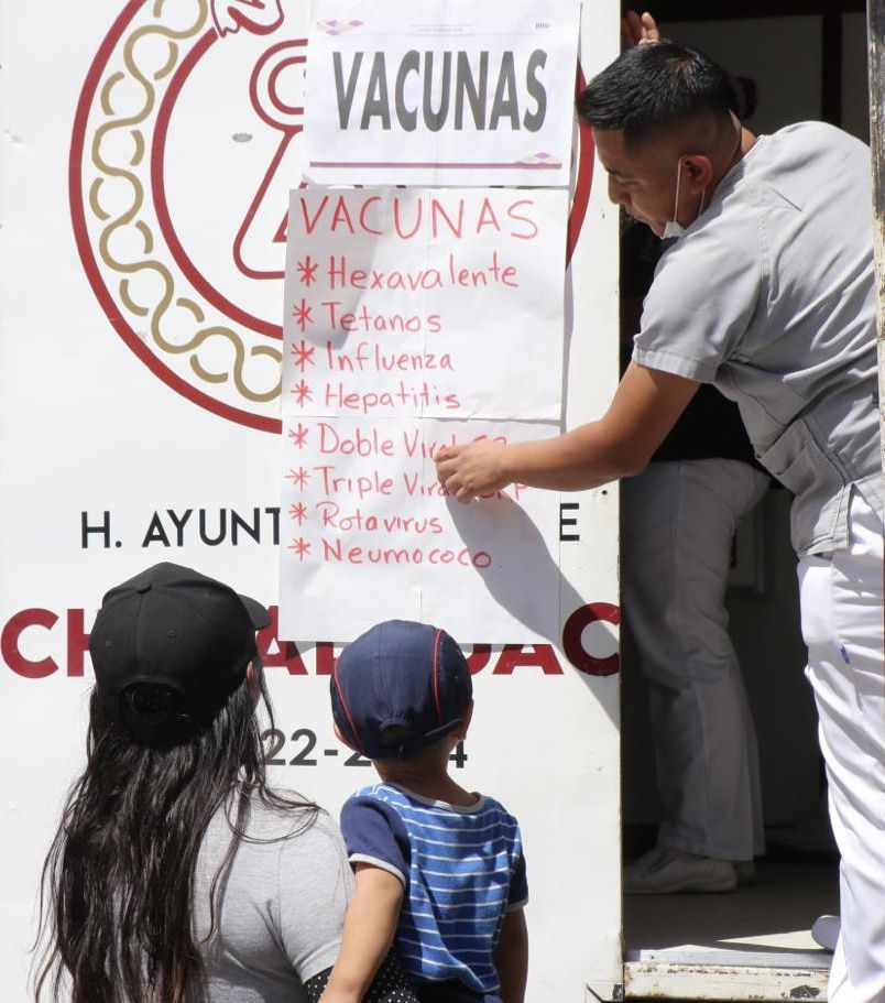 Aplican métodos anticonceptivos, vacunas y pruebas de papanicolau a mujeres en Chimalhuacán 