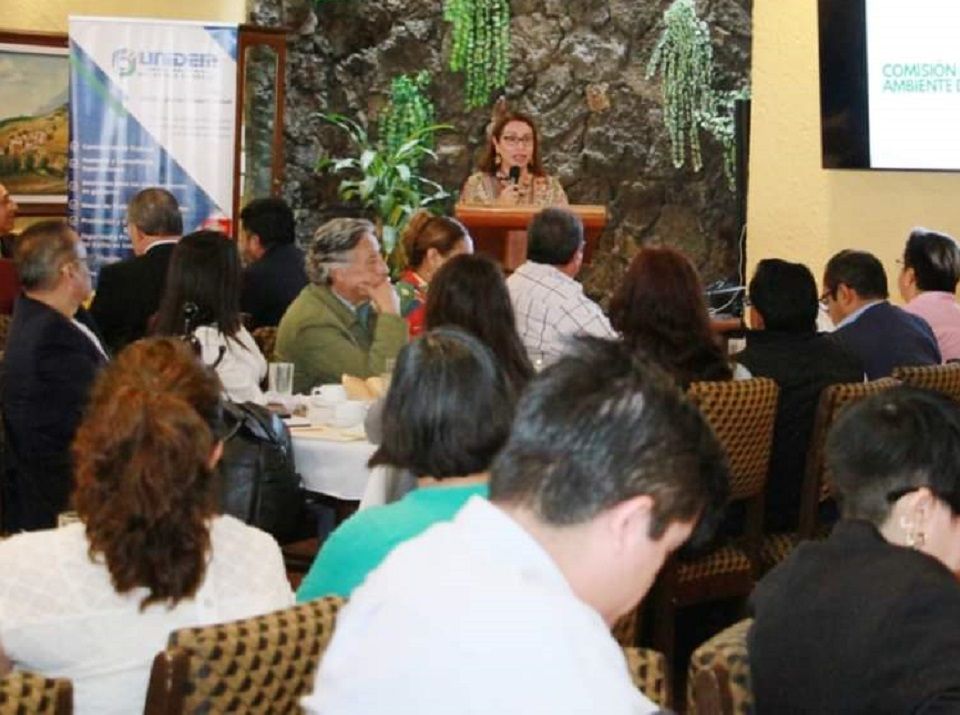 Continuará Poder Legislativo como aliado del sector empresarial: Azucena Cisneros