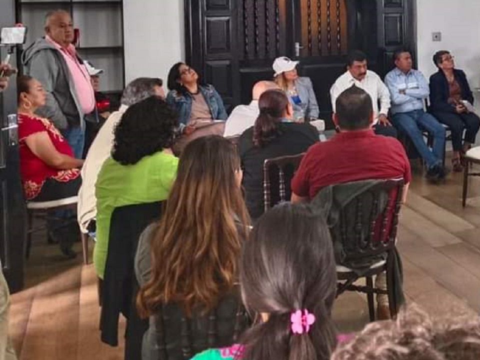 Dialoga Nazario Gutiérrez con los "Hermanos de la Cultura en Texcoco"