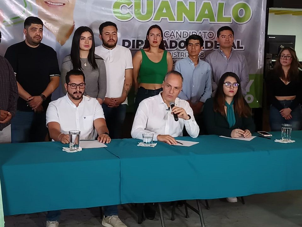 Propone proyectos de campaña Martín Cuanalo candidato a legislador federal 