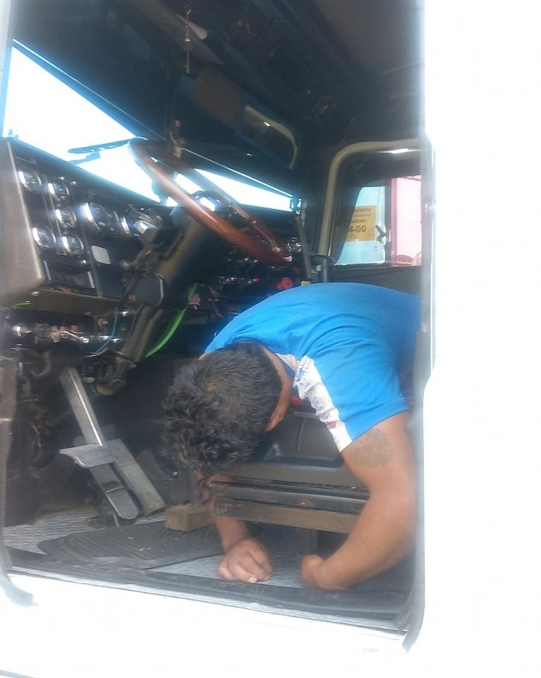 Matan a trailero tras resistirse a robo en Amatlán
