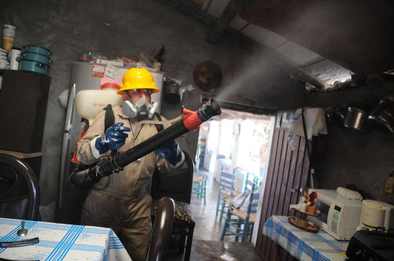 Despliega Secretaría de Salud Jornadas Preventivas
Contra el Dengue en Región sur del EDOMÉX