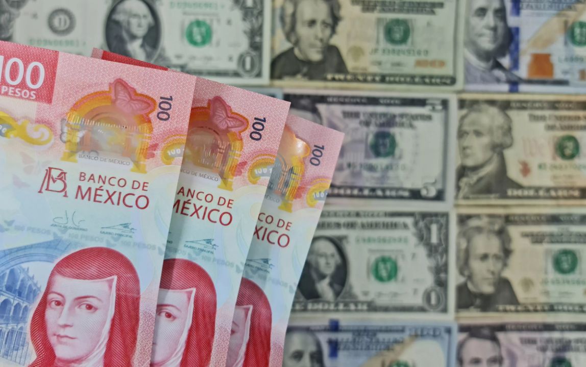 Peso gana terreno frente al dólar tras publicación de datos laborales en EE.UU.