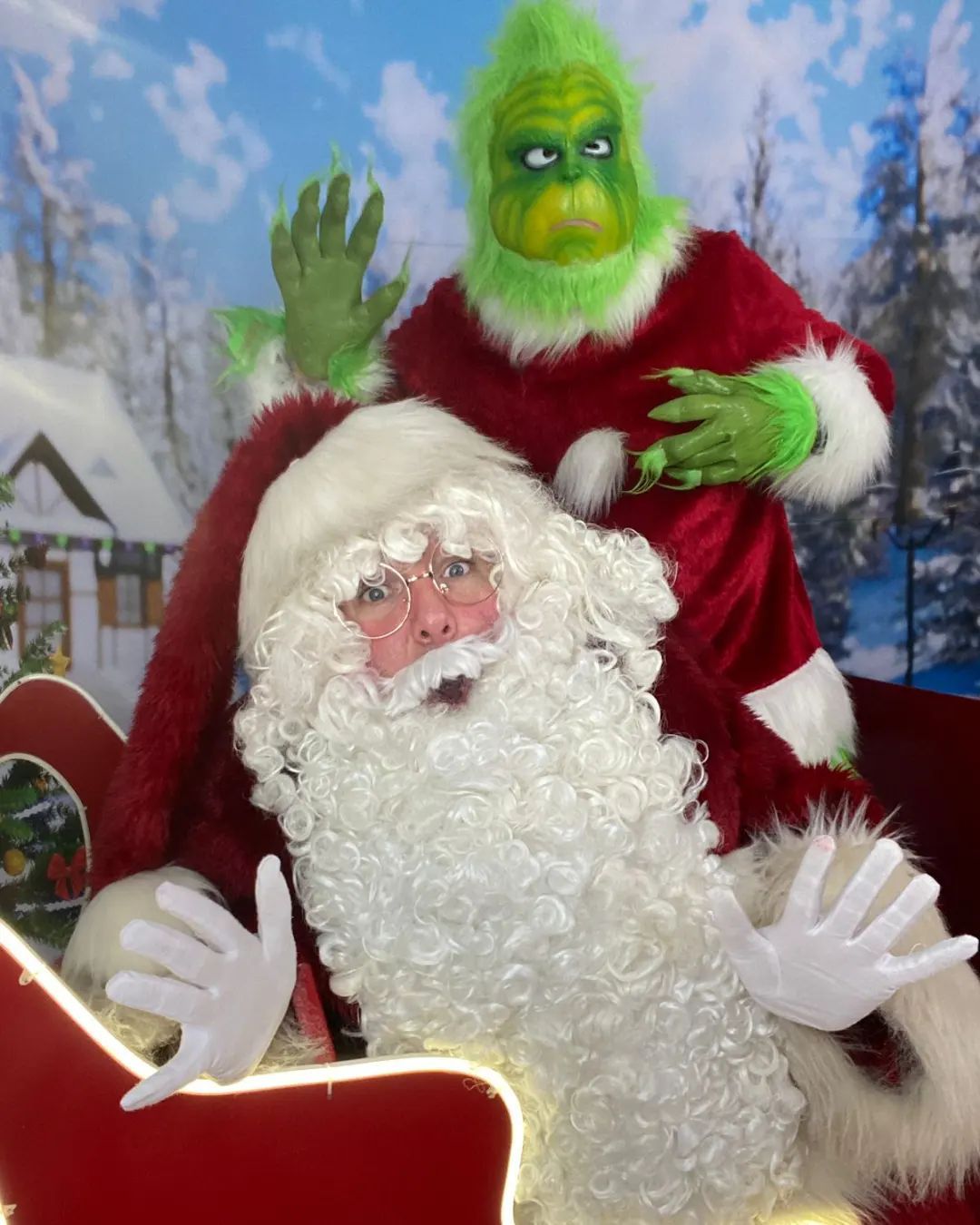 Renta de Santa Claus tiktoker para fiestas y eventos.