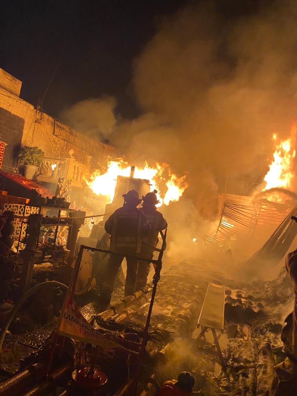 Rescatan a tortugas de un incendio en Chimalhuacán 