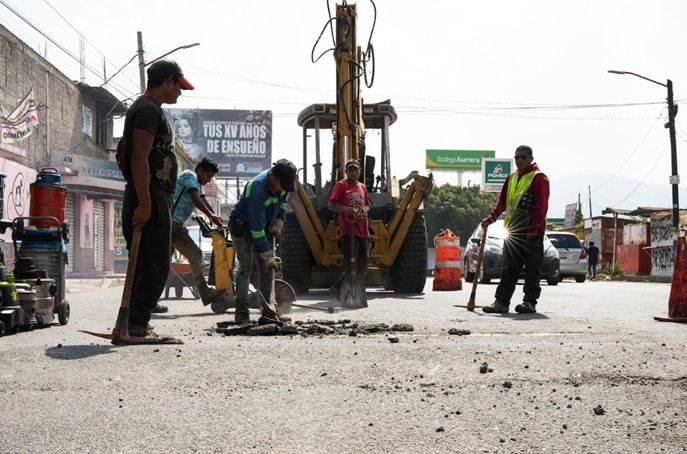 LA PAZ CONTARÁ CON EQUIPO PARA REPAVIMENTAR VIALIDADES