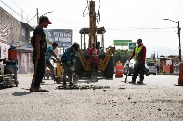 El Municipio de La Paz Contará con
Equipo Para Repavimentar Vialidades