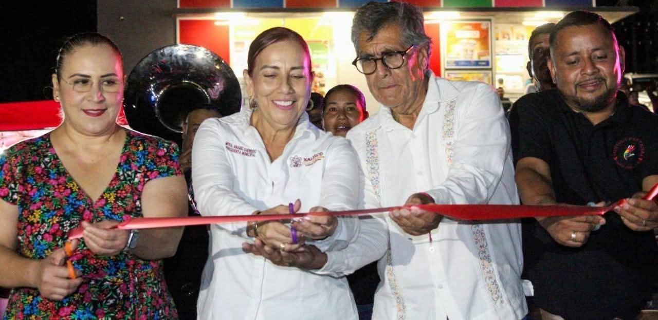 La alcaldesa Anabel Guerrero Benítez estuvo en las fiestas patronales de Pantanal