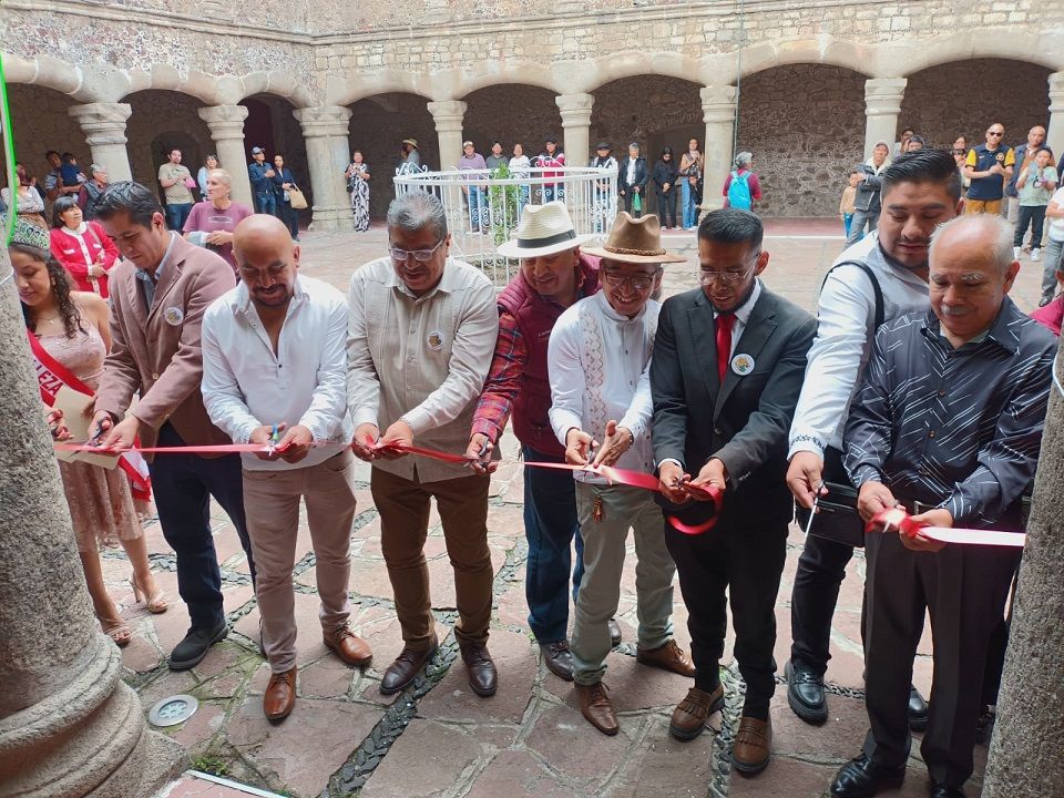 Inauguran exposición fotográfica Coatlinchán Tierra de Valientes