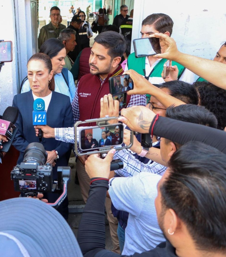 Presidenta Sheinbaum y Adolfo Cerqueda Coordinan Apoyos
y Obras Preventivas Tras Inundaciones en Nezahualcóyotl