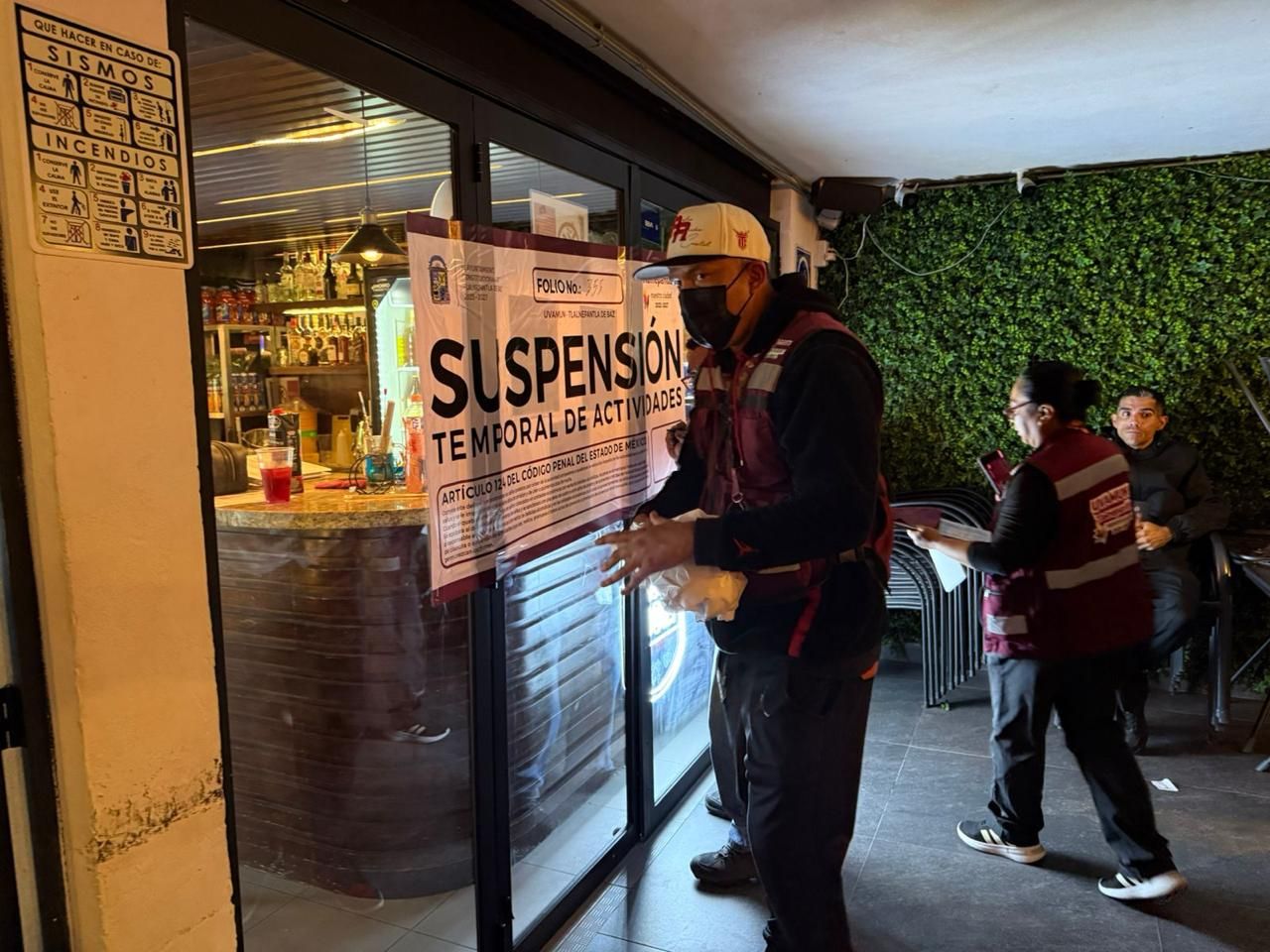 INHIBEN VENTA ILEGAL DE BEBIDAS ALCOHÓLICAS EN TLALNEPANTLA