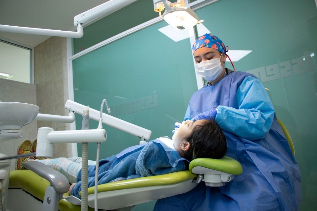 ISSEMYM regala más de 28 mil sonrisas en su Clínica Odontológica durante 2025