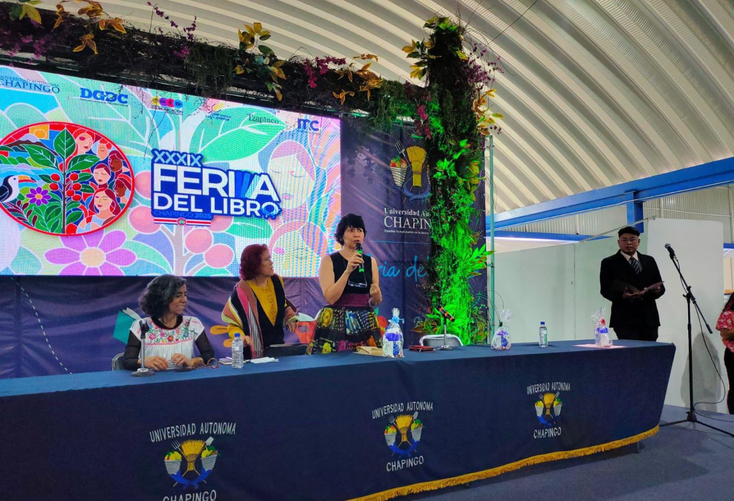 Premian platillo con ingredientes de plantas nativas mexicanas en la feria de Chapingo 