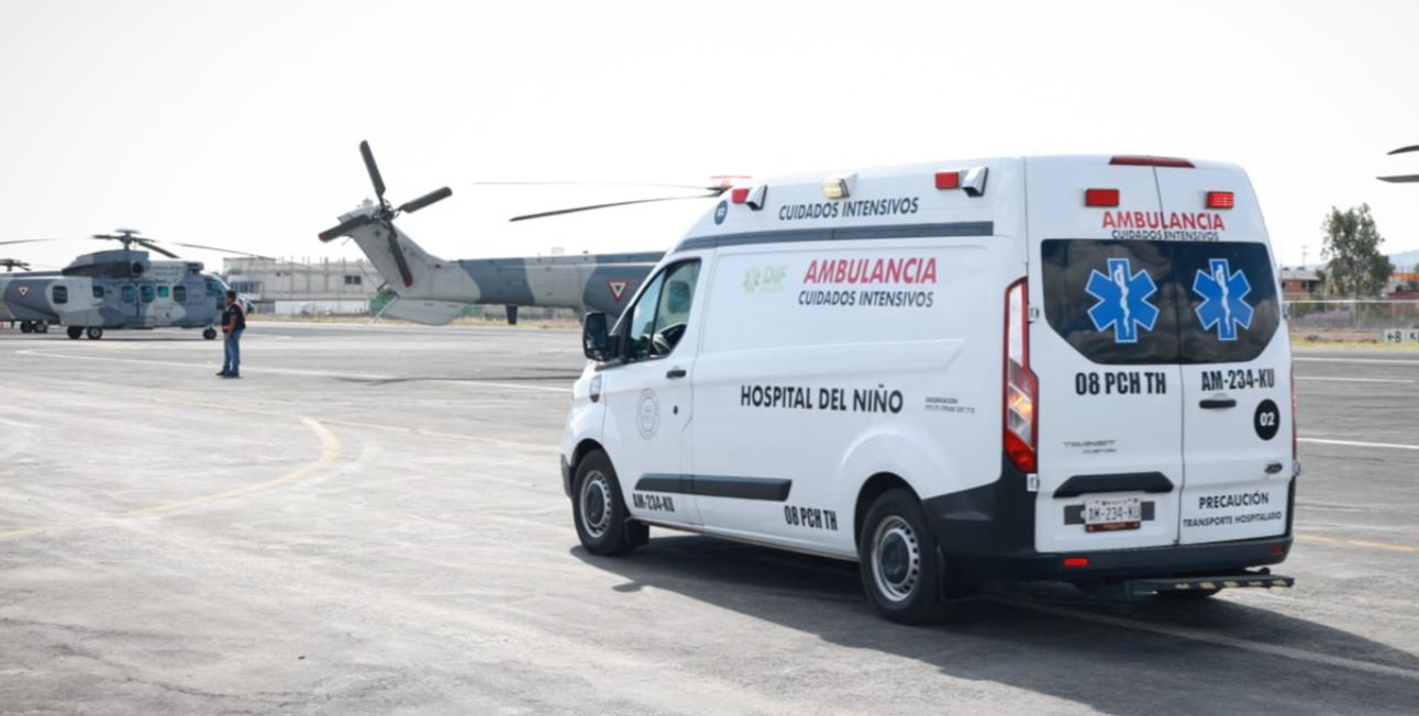 Traslado de menor de edad de Tianguistengo al Hospital del Niño DIFH