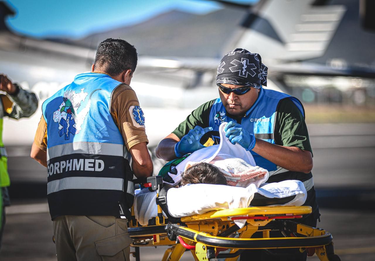 Localizan 4 personas más tras intensa búsqueda y rescate