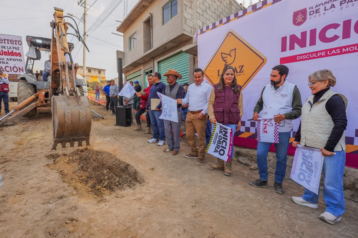 ARRANCA PAVIMENTACIÓN DE LA AVENIDA AMADO NERVO EN LA PAZ