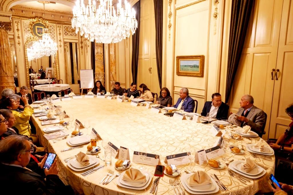 La alcaldía Iztapalapa impulsa desarrollo económico local a través de convenio con CANACO