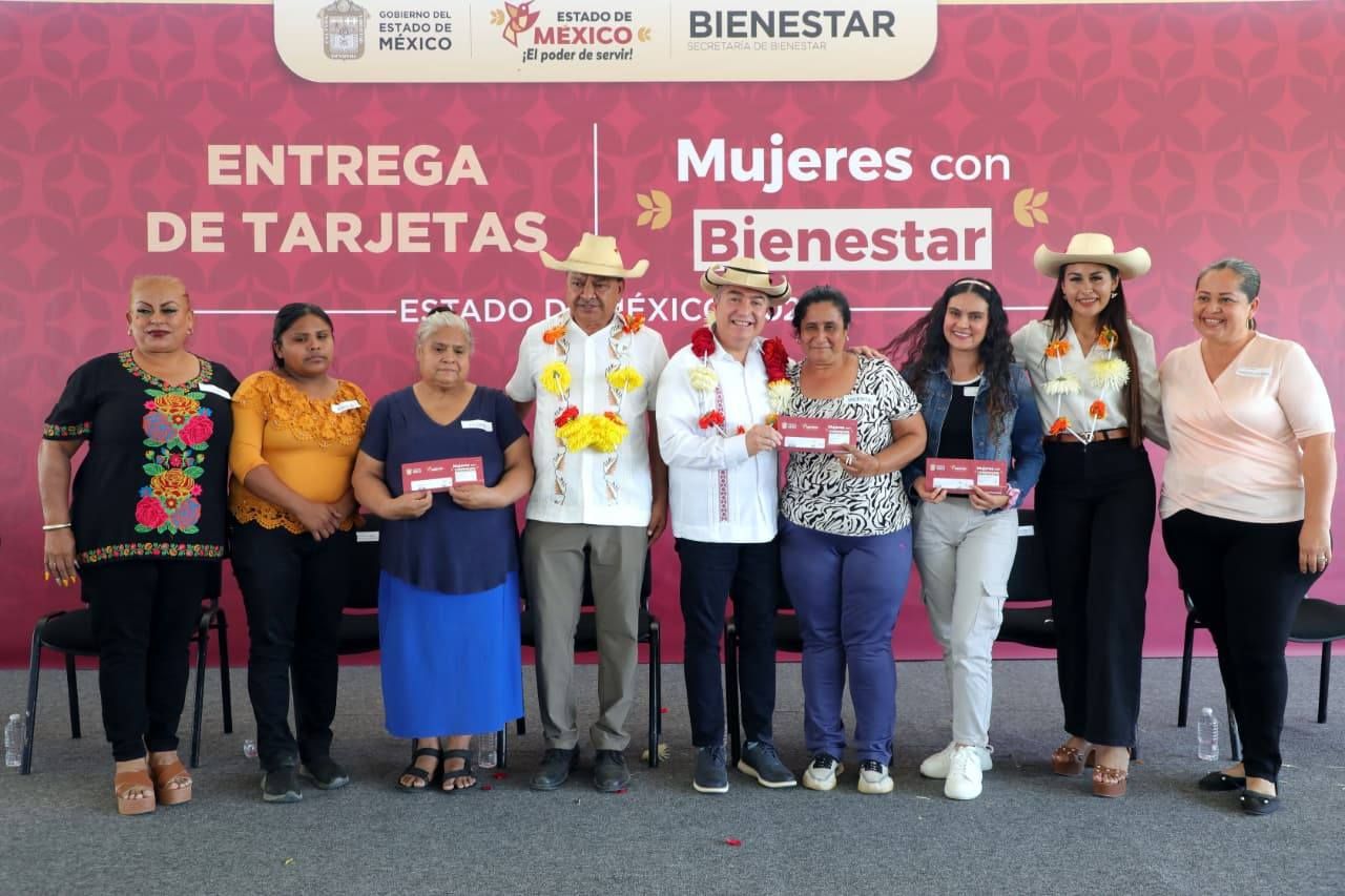 Gobierno de Delfina Gómez Equipa Negocios de
Habitantes Indígenas del Sur del EDOMÉX