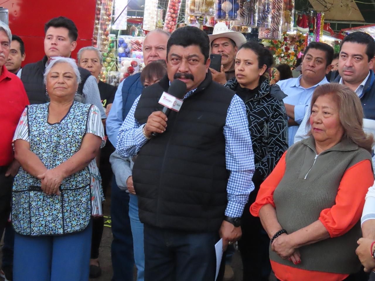 SE INAUGURA EL COMERCIO NAVIDEÑO EN LA PLAZA DE LAS TRADICIONES DE TEXCOCO
