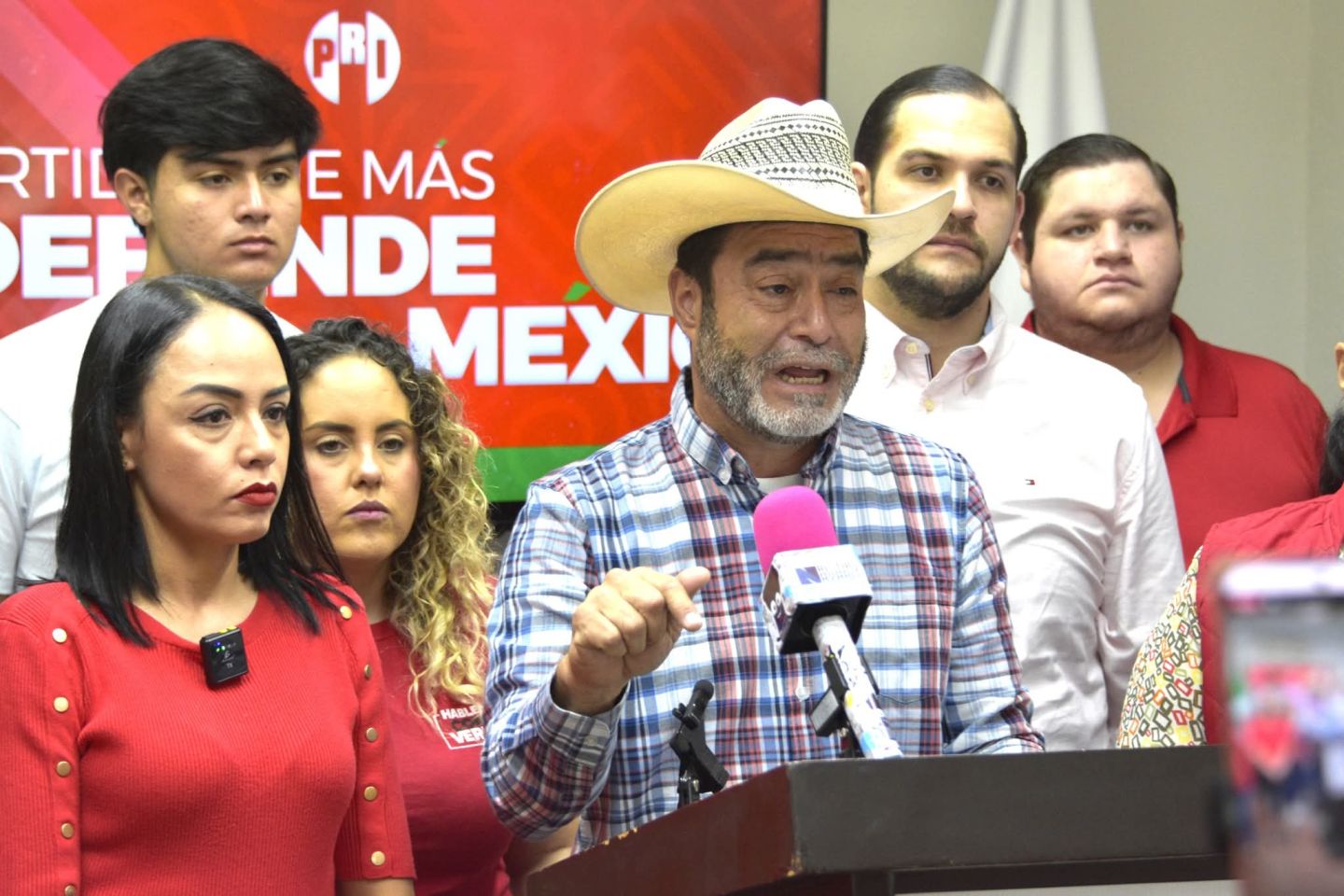 MORENA pretende el despojo más grande de todos, el del agua