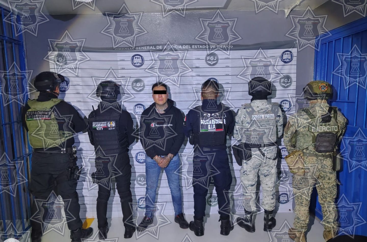 POLICÍAS DE CHIMALHUACÁN DETIENEN A UN PRESUNTO EXTORSIONADOR