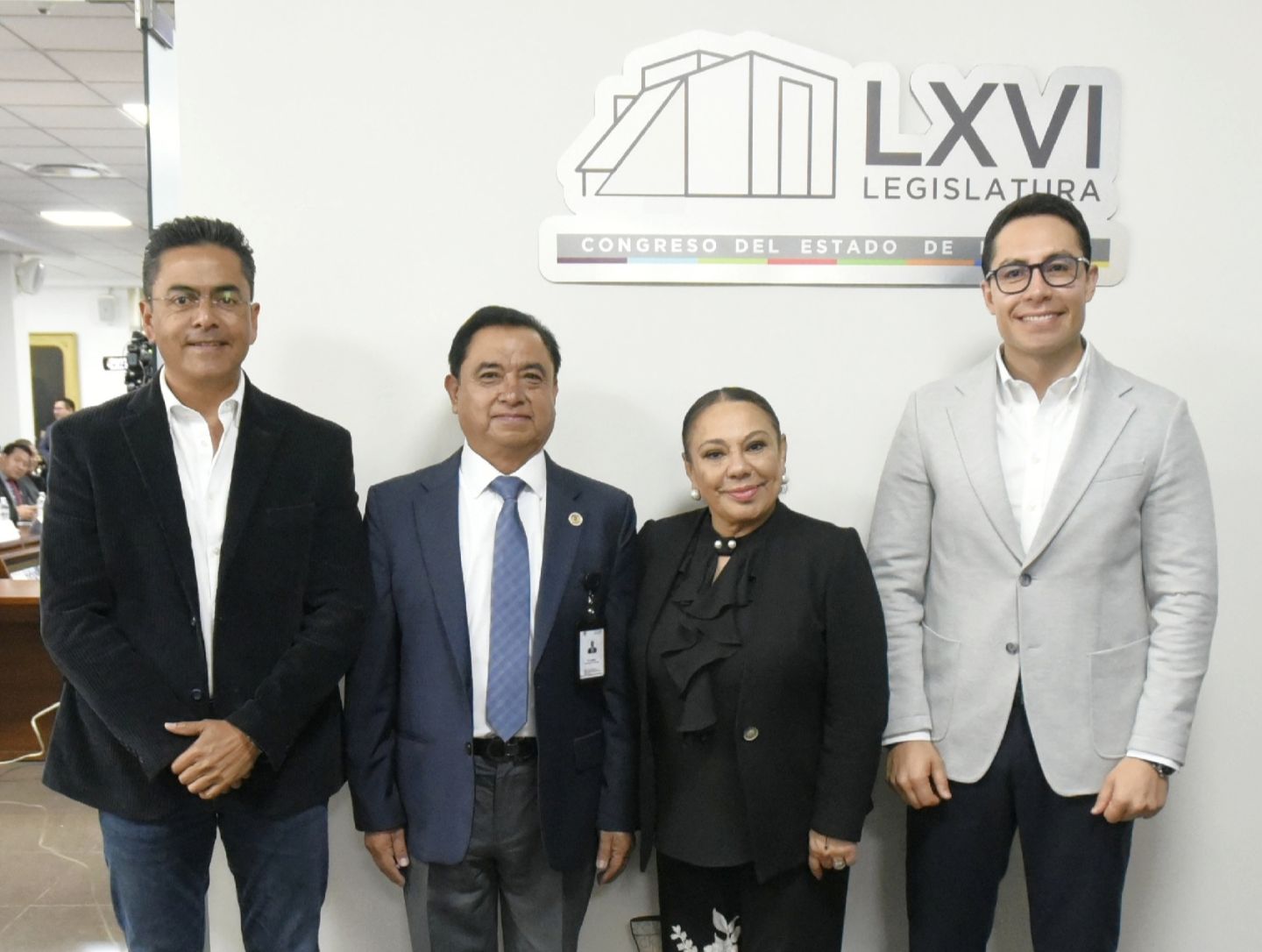 Enlaces legislativos municipales toman protesta en el Congreso de Hidalgo