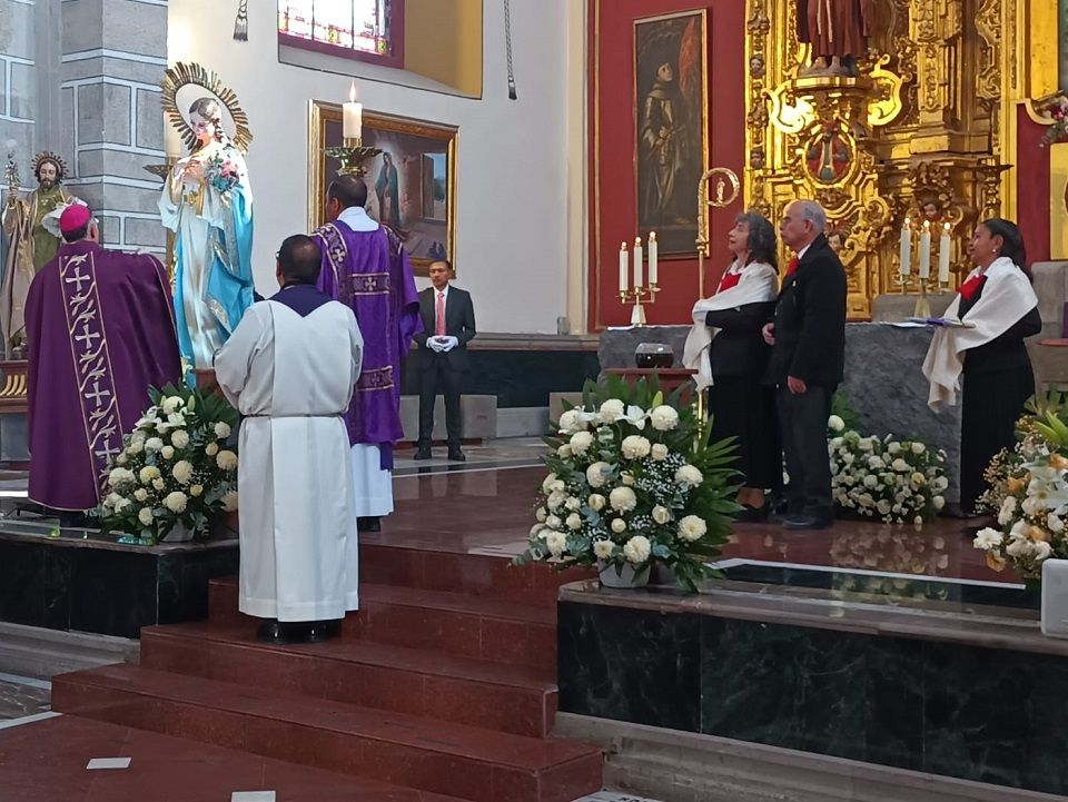Celebración Eucarística por el Obispo de Texcoco Carlos Enrique Samaniego López