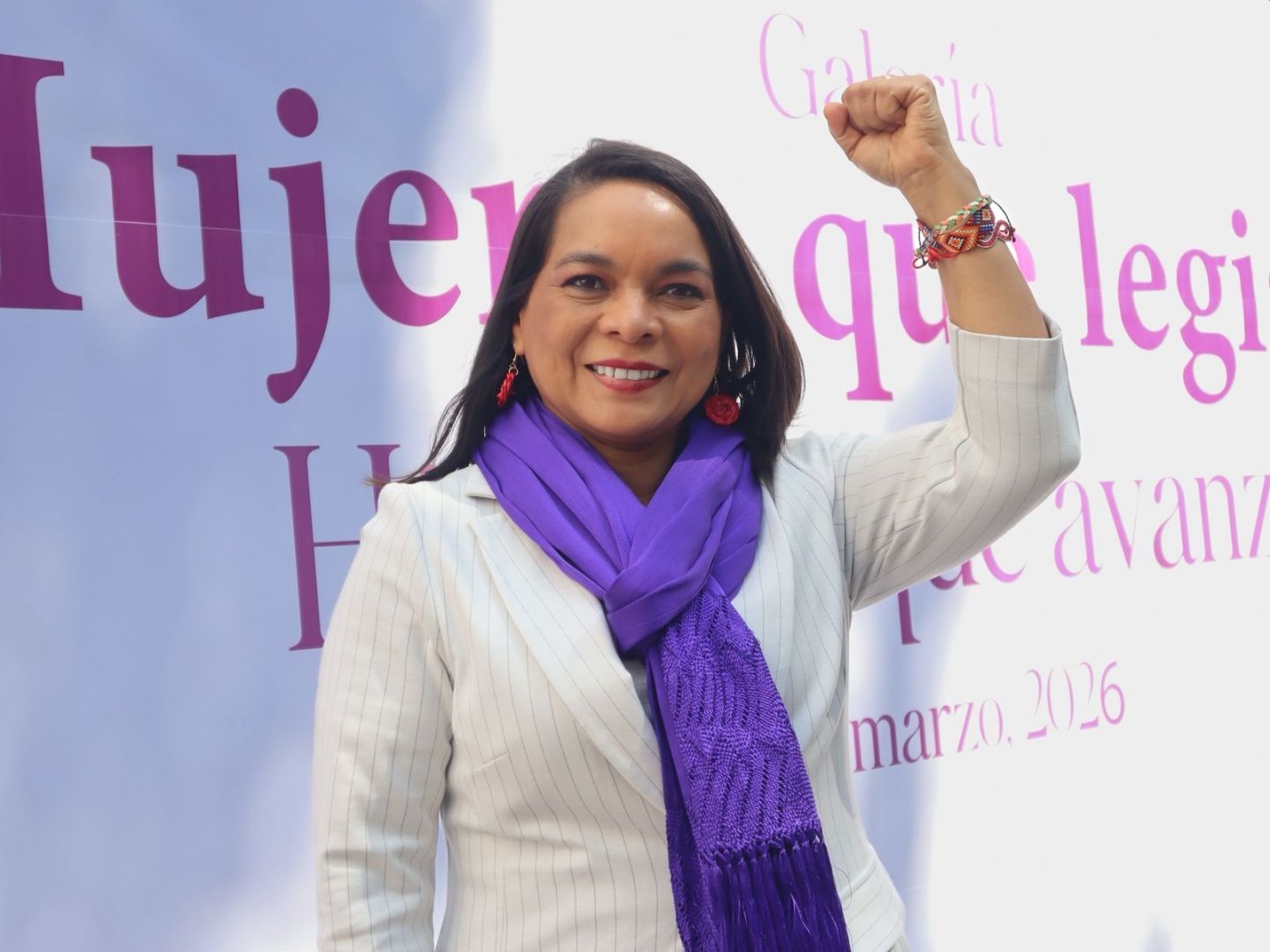 Las mujeres en el ejercicio del poder, con serenidad y firmeza dan buenos resultados, aseguró la senadora Beatriz Mojica 