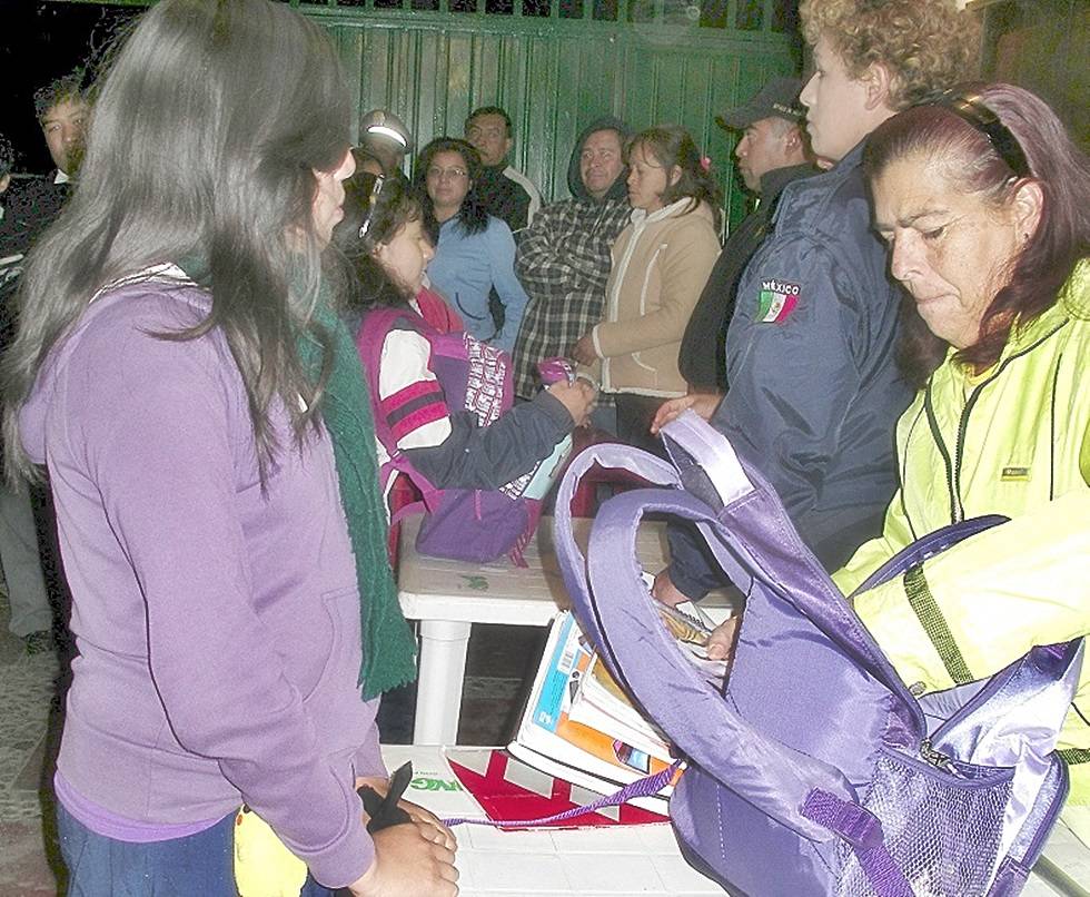 Descubren sustancias tóxicas y armas punzocortantes en escuelas de Ixtapaluca