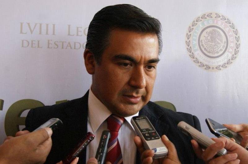 El diputado Local Octavio Martínez pide que se realicen exámenes de antidoping y polígrafos  a militares y marinos

