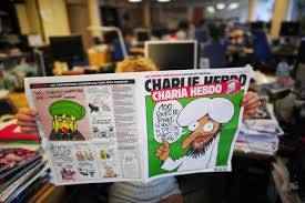 Charlie Hebdo vuelve a la carga