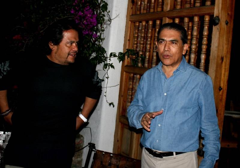 Declina Efrén Parra a favor de Ramiro Jaimes en Taxco