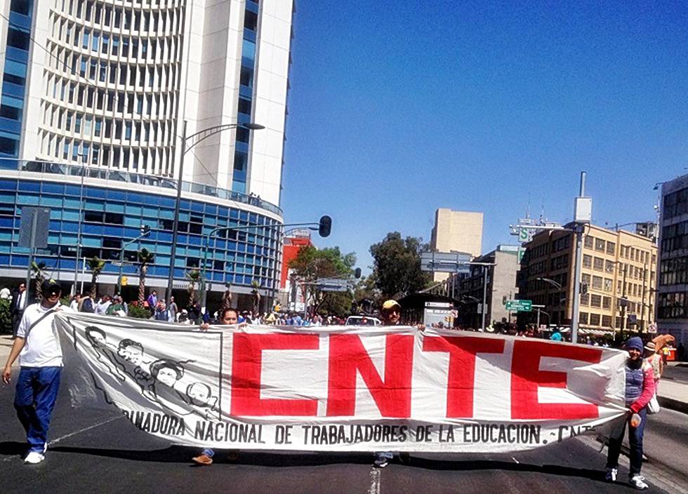 CNTE anuncia paro nacional
