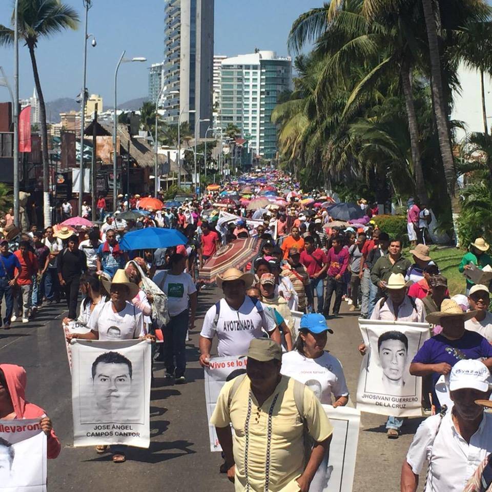 Una vez mas SUSPEG realiza marchas en Guerrero